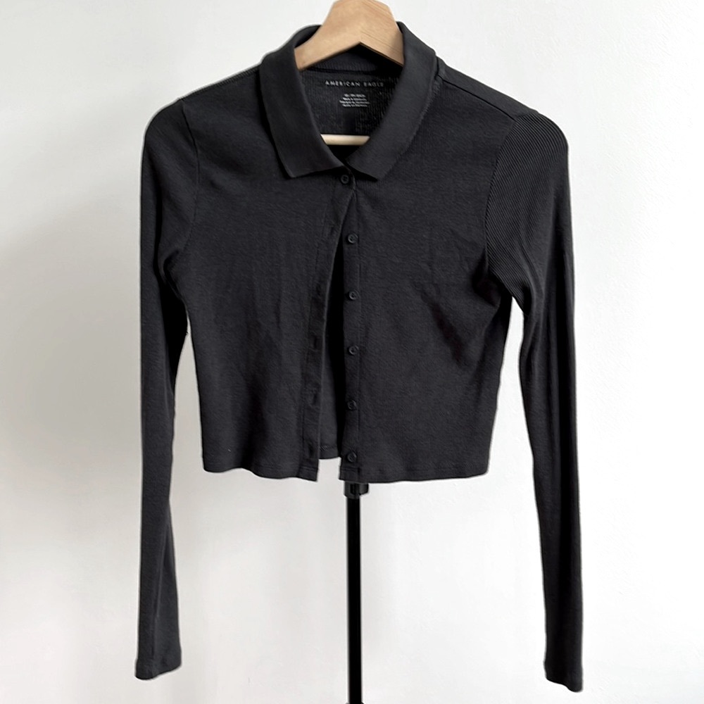 American eagle charcoal grey ribbed polo long sleeve cropped button shirt XS